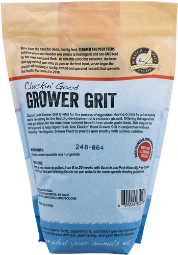 Scratch and Peck Feeds Cluckin’ Good Grower Grit (7 lbs)