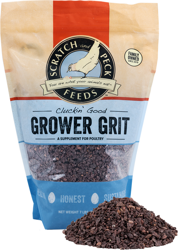 Scratch and Peck Feeds Cluckin’ Good Grower Grit (7 lbs)